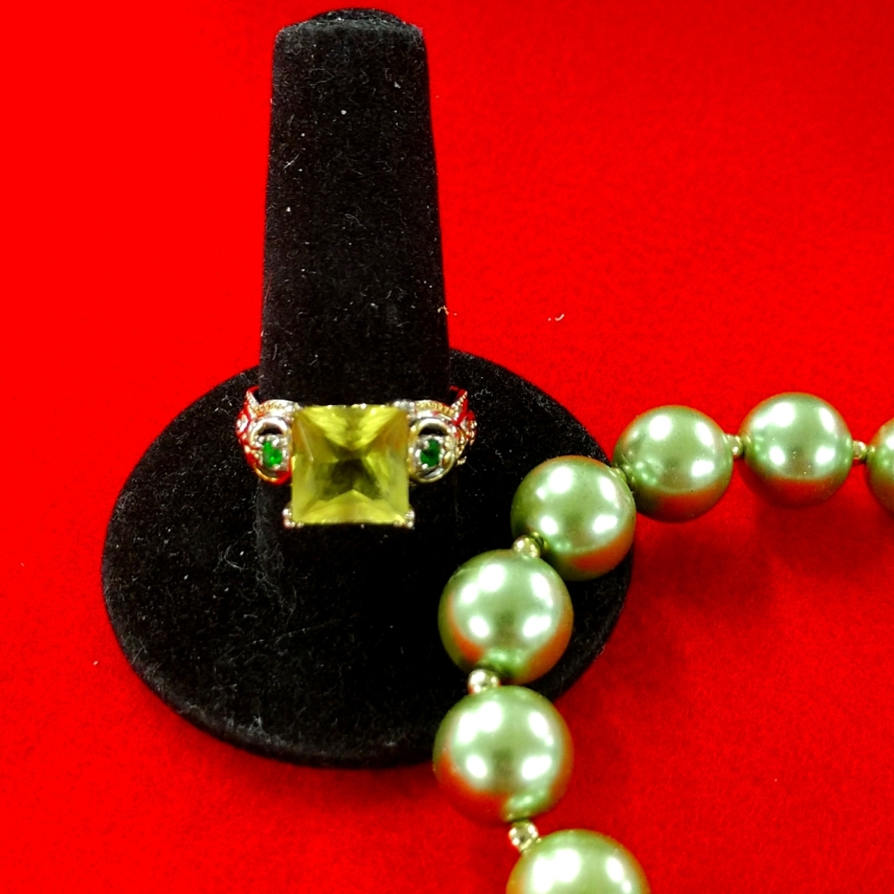 Sterling silver peridot ring